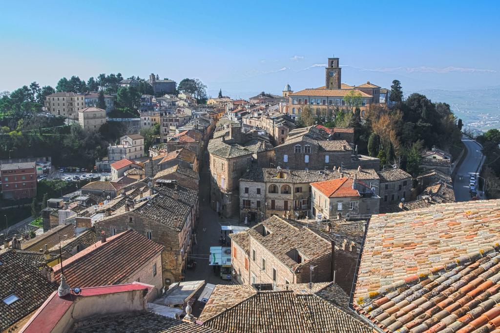 Апартаменти La Rocchetta Рипатрансоне Екстер'єр фото